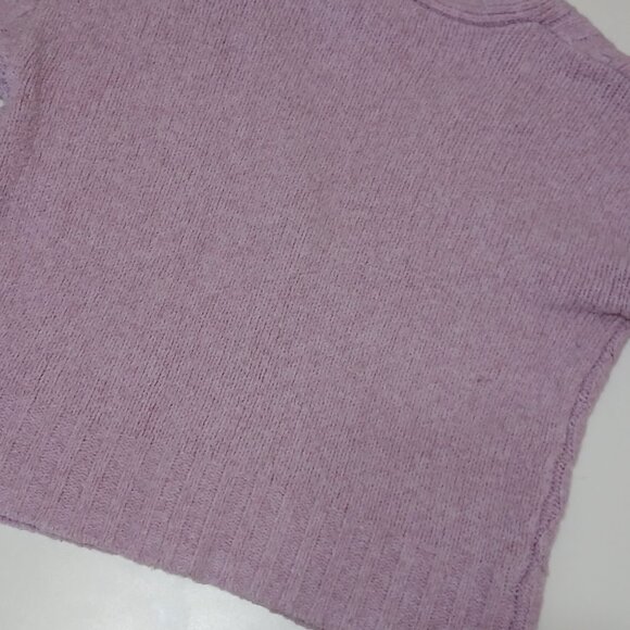 Jessica Simpson Sweater - Picture 5 of 5